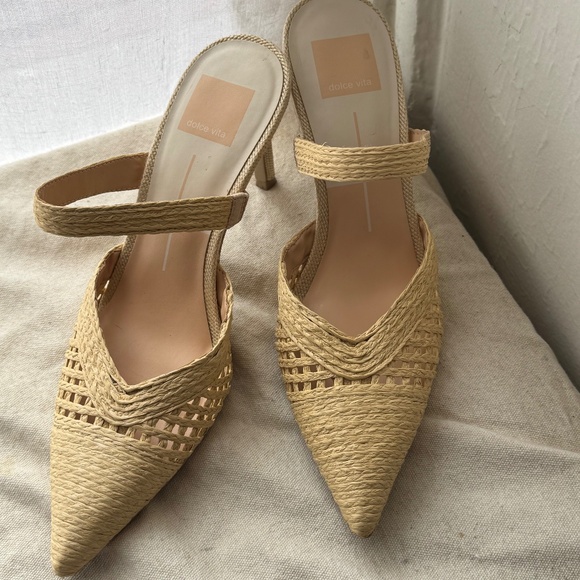 Raffia Dolce Vita Heels - Picture 1 of 7